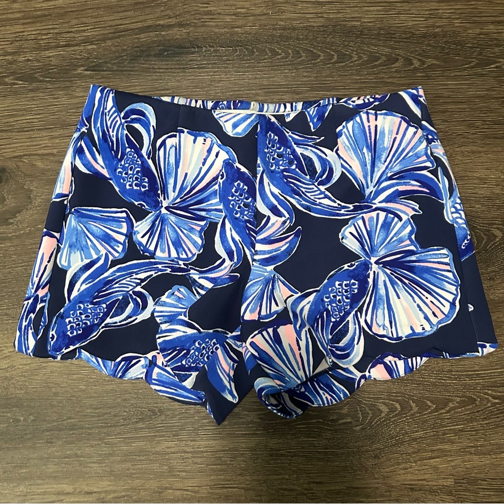 Lilly Pulitzer Women's Scalloped Adelia Scuba Shorts Blue Size XS Elastic Band